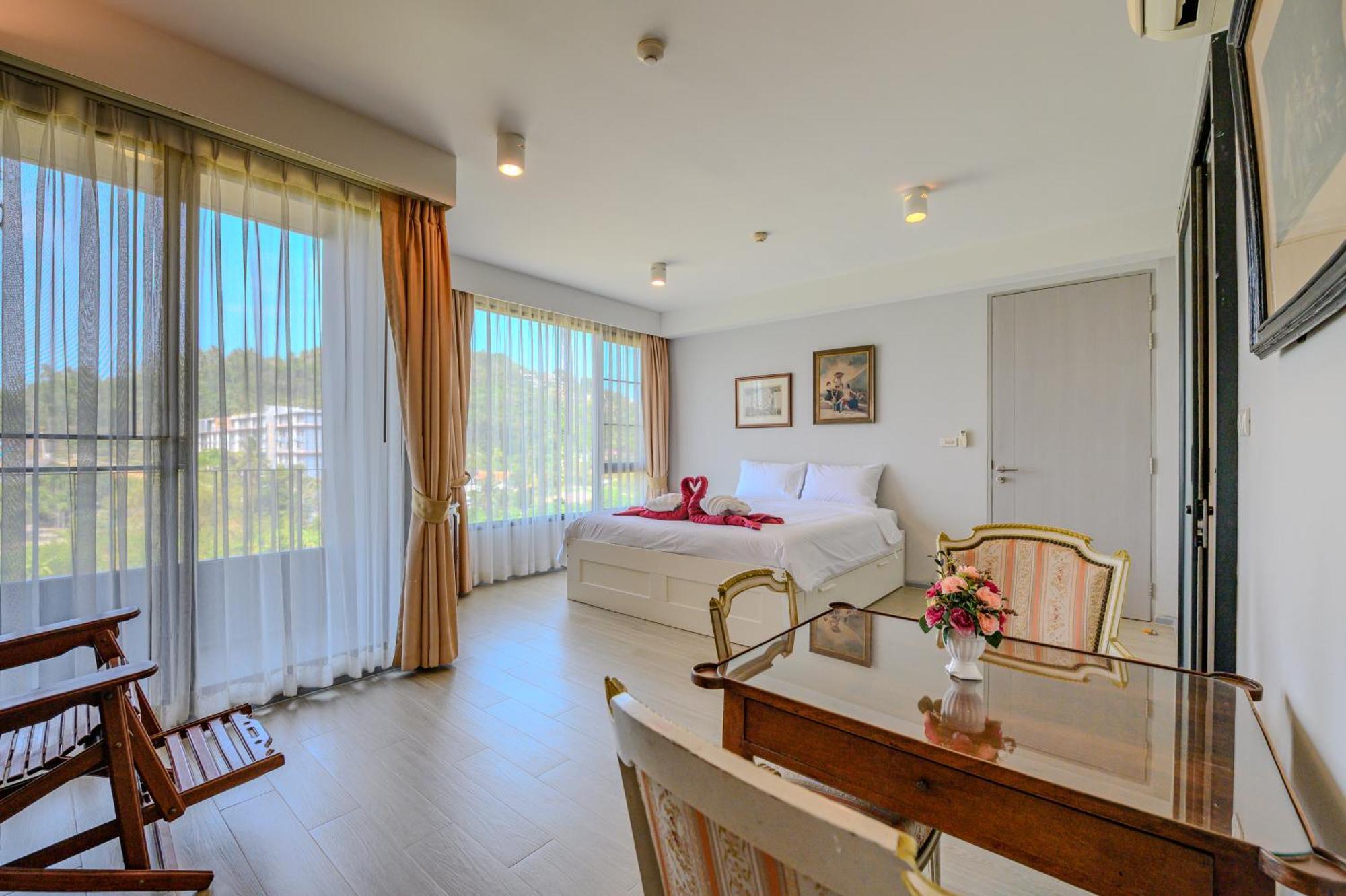 6Th Avenue Surin Beach Luaran gambar