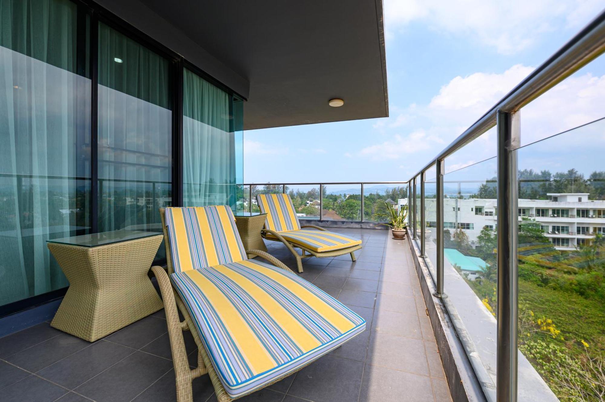 6Th Avenue Surin Beach Luaran gambar